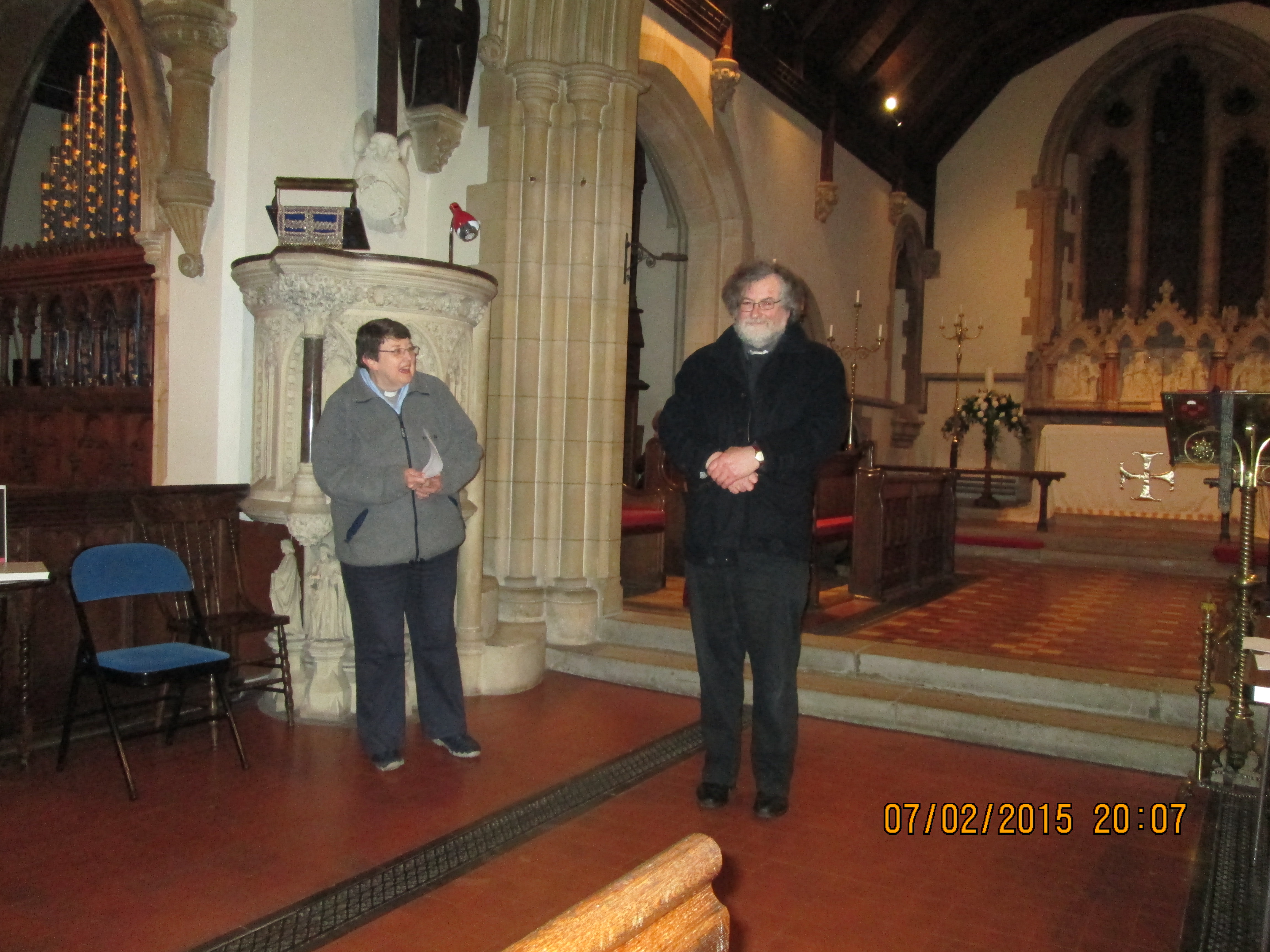 Image: Recitalist Robert Evans being thanked by Canon Pauline Higham