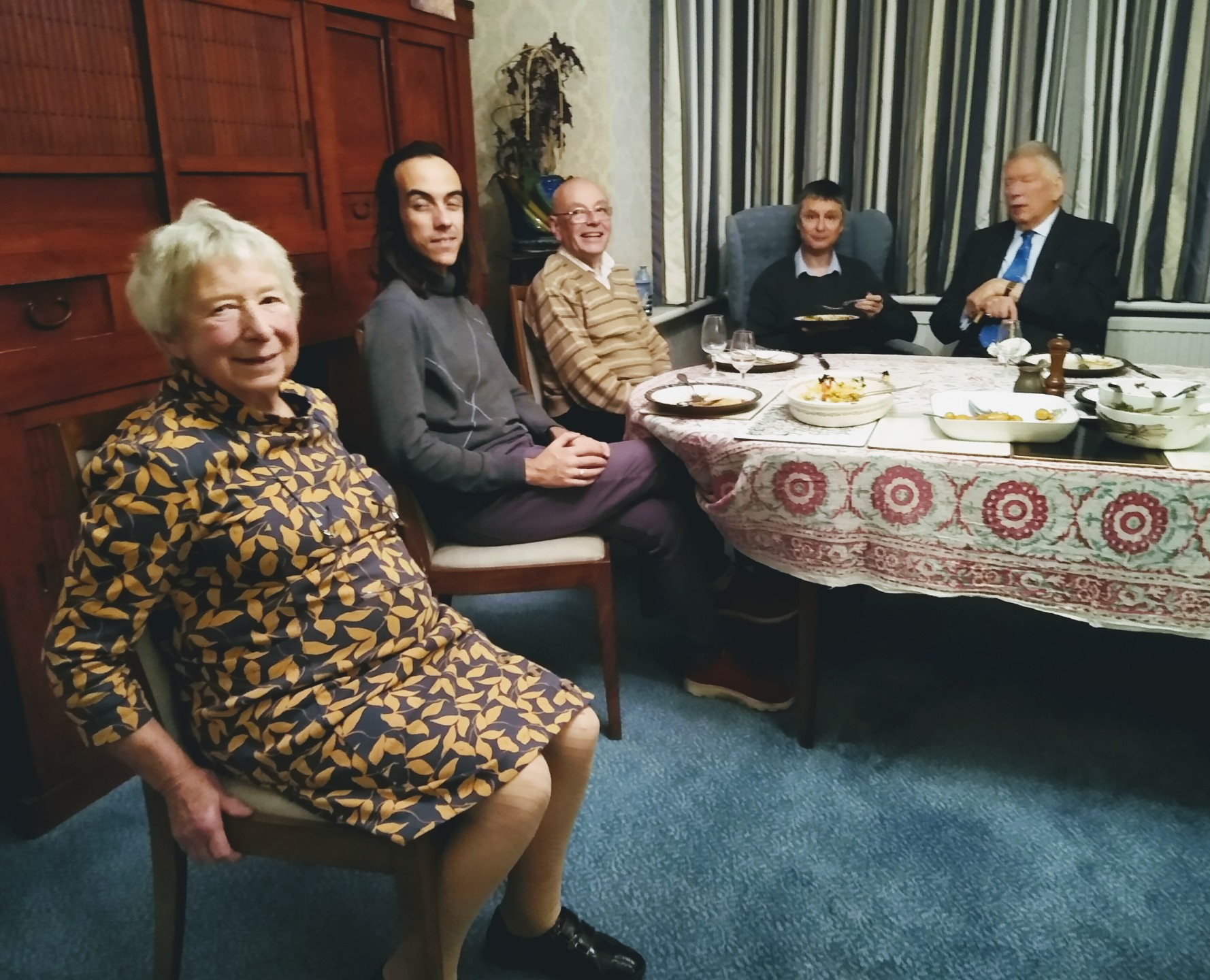 Image: EDOA members in the dining room
