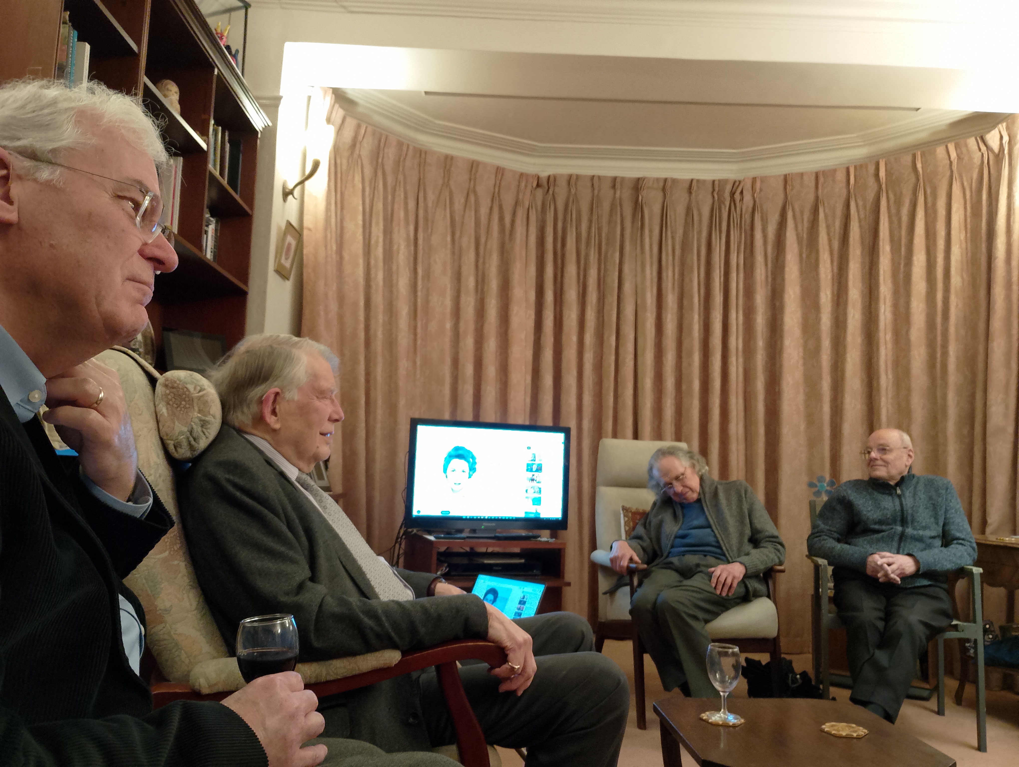 Image: EDOA members listening to music